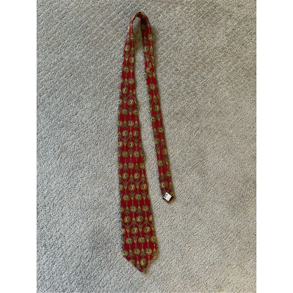 Metropolitan Museum of Art Silk Tie